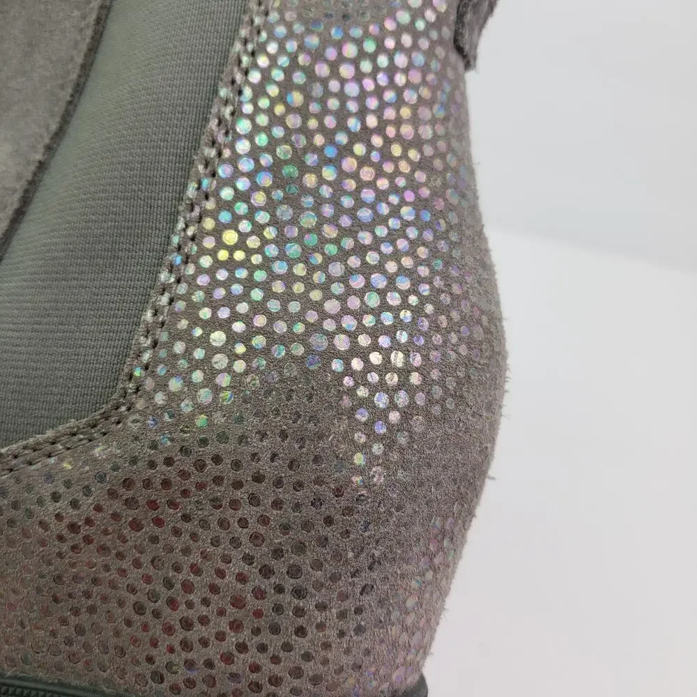 Sorel Joan Of Arctic Girls Size 3Y Gray Suede Hidden Wedge Chelsea Booties Boots